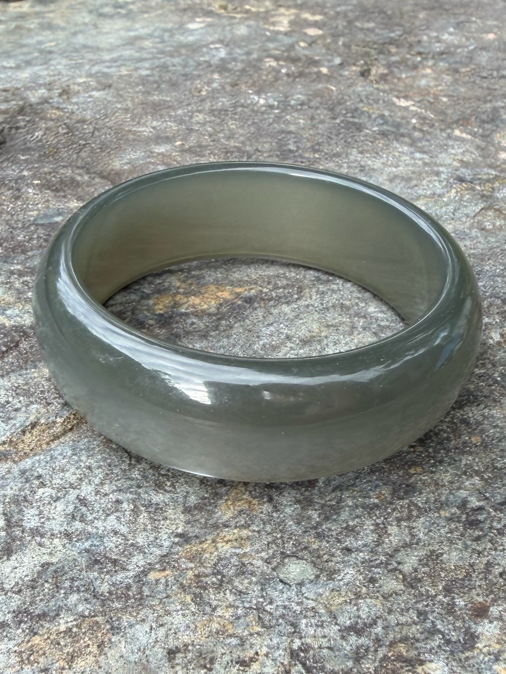 Vintage Moonglow Lucite Grey Chunky Bangle Bracelet